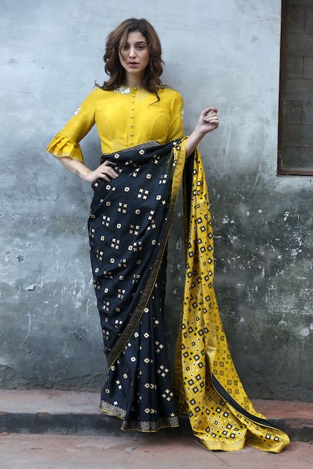 I Am Design Ikat Print Saree With Blouse 
