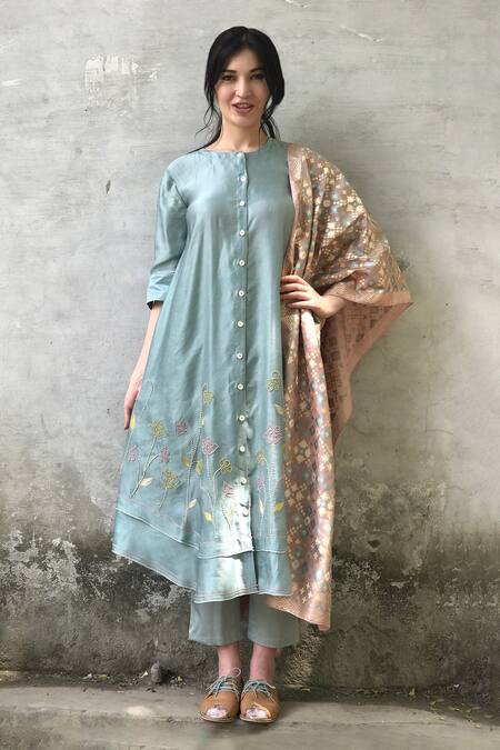 Buy I Am Design Gold Silk Round Embroidered Kurta Set Online at Aza Fashions Buy_I Am Design_Gold Silk Round Embroidered Kurta Set _Online_at_Aza_Fashions