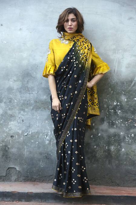 Buy_I Am Design_Black Silk Ikkat Round Print Saree With Blouse _Online_at_Aza_Fashions