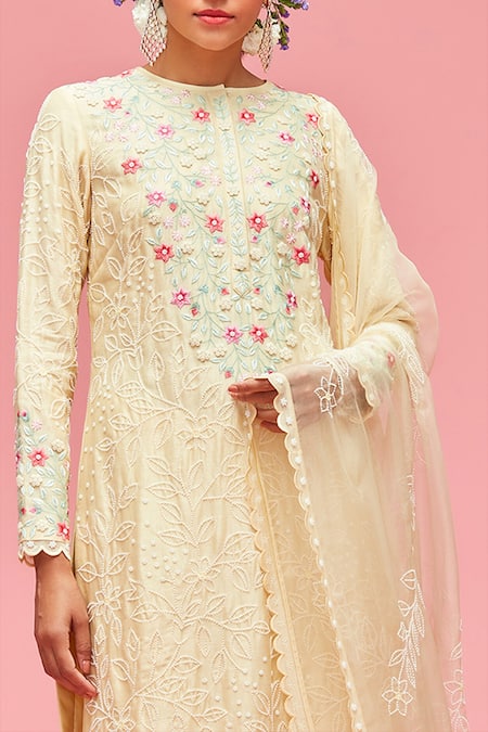 Buy Nachiket Barve Yellow Dupatta Organza, Gharara Georgette, Kurta Floral Embroidered Set Online at Aza Fashions Buy_Nachiket Barve_Yellow Dupatta Organza, Gharara Georgette, Kurta Floral Embroidered Set _Online_at_Aza_Fashions