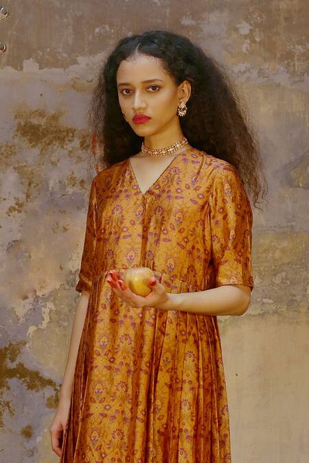Chokhi Chorri Orange Handwoven Silk V Neck Printed Dress Online at Aza Fashions Chokhi Chorri_Orange Handwoven Silk V Neck Printed Dress _Online_at_Aza_Fashions
