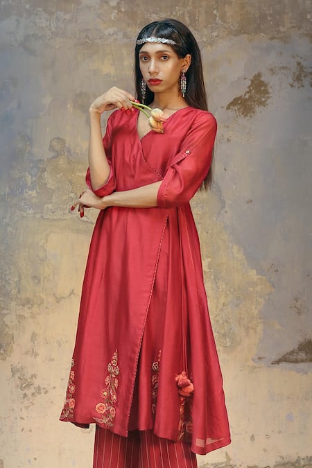 Chokhi Chorri Red Silk Chanderi V Neck Angrakha And Pant Set 