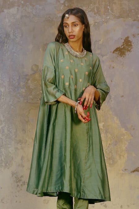 Chokhi Chorri Green Silk Chanderi V Neck Angrakha And Pant Set 