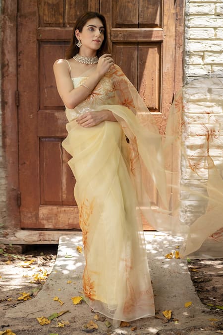 Fallon.Studio by Shruti Kaushik The Meera Hand Painted Saree 