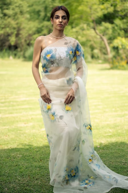 Shop_Fallon.Studio By Shruti Kaushik_Off White Imported Pure Silk Organza Hand Painted The Kashi Saree  _Online_at_Aza_Fashions
