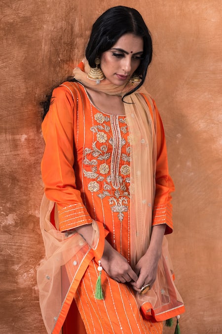 Shop_Kanika Sharma_Orange Silk, Net Narangi Kurta Set _Online_at_Aza_Fashions