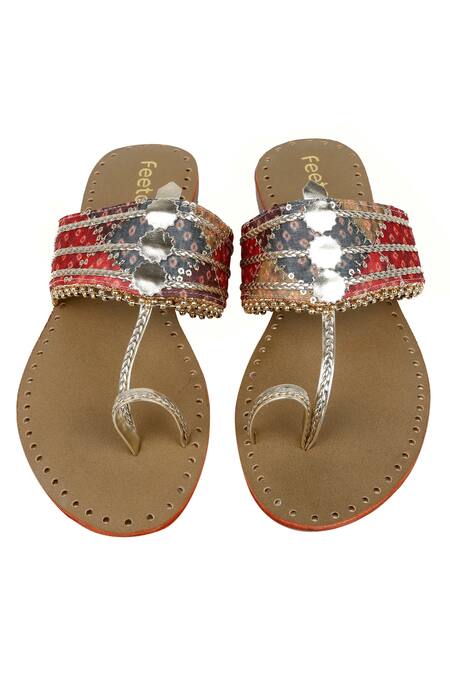 Feetoes Shoes_Multi Color Bandhani Motif Kolhapuri Flats_Online_at_Aza_Fashions