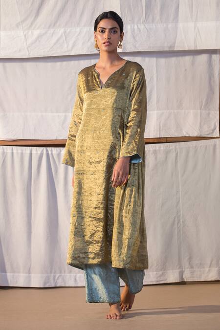 Shop_Anavila_Gold Jamdani Zari Kurta And Palazzo Set_at_Aza_Fashions