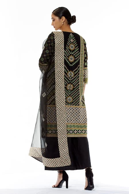 Kavita Bhartia Embroidered Chanderi Kurta Palazzo Set