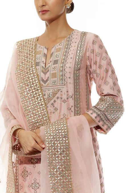 Buy Kavita Bhartia Pink Chanderi Notched Round Neck Embroidered Kurta Set Online at Aza Fashions Buy_Kavita Bhartia_Pink Chanderi Notched Round Neck Embroidered Kurta Set _Online_at_Aza_Fashions