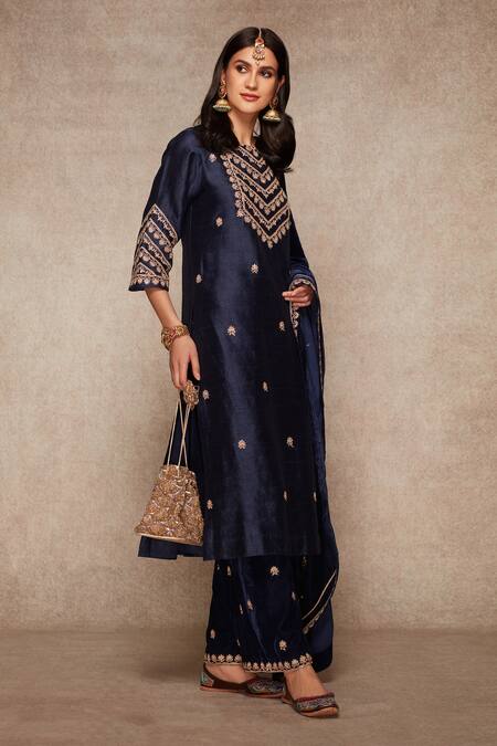 Ajiesh Oberoi_Blue Kurta Raw Silk, Palazzo And Dupatta Velvet Embroidered Set _Online_at_Aza_Fashions