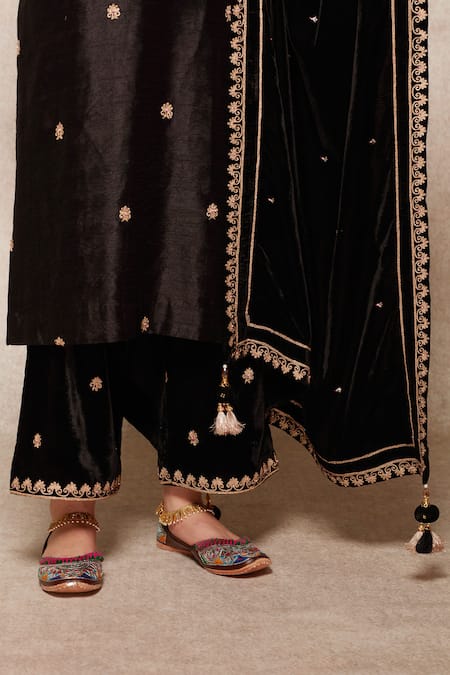 Ajiesh Oberoi_Black Kurta Raw Silk, Palazzo And Dupatta Velvet Embroidered Set _at_Aza_Fashions