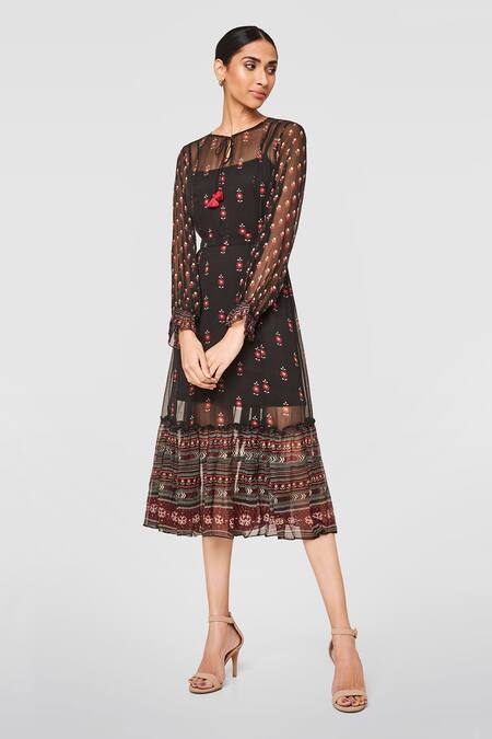 Anita Dongre Divina Dress Online at Aza Fashions Anita Dongre_Divina Dress_Online_at_Aza_Fashions