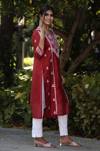 Saksh Red Chikankari Kurta Online at Aza Fashions Saksh_Red Chikankari Kurta_Online_at_Aza_Fashions