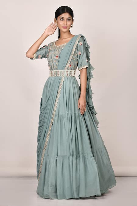 Modern saree dresses- New age fashion | Ghanty Sarees Online