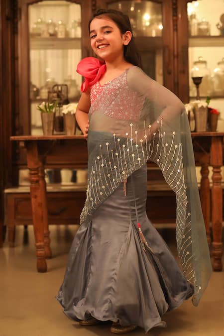Buy_Littleens_Grey Organza, Satin, Gingham, Cotton Masarrat Pre-draped Saree Set _Online_at_Aza_Fashions