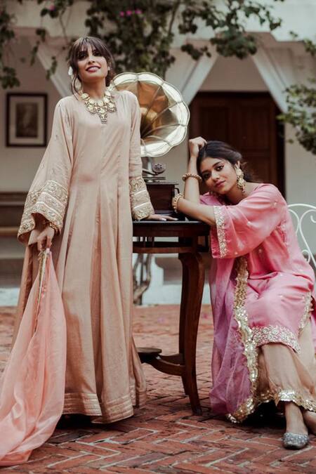 Gul By Aishwarya Beige Habutai , Organza Floral, Embroidered Anarkali With Dupatta Online at Aza Fashions Gul By Aishwarya_Beige Habutai , Organza Floral, Embroidered Anarkali With Dupatta _Online_at_Aza_Fashions