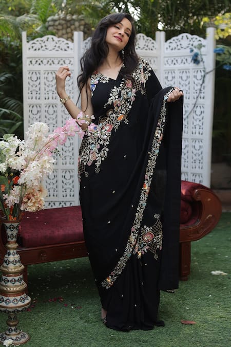 Gul By Aishwarya Black Crepe Cutdana, Floral, Sequin, Jaal V Neck Embroidered Saree With Blouse Online at Aza Fashions Gul By Aishwarya_Black Crepe Cutdana, Floral, Sequin, Jaal V Neck Embroidered Saree With Blouse _Online_at_Aza_Fashions
