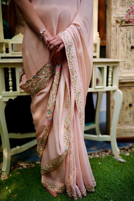 Buy Gul By Aishwarya Pink Crepe, Sequin Georgette Cutdana, Floral, Embroidered Saree With Blouse Online at Aza Fashions Buy_Gul By Aishwarya_Pink Crepe, Sequin Georgette Cutdana, Floral, Embroidered Saree With Blouse _Online_at_Aza_Fashions