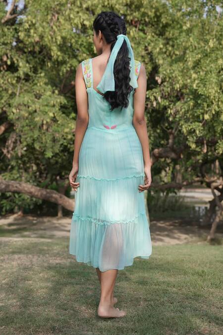 Shop Gul By Aishwarya Green Viscose Chiffon Leaf, Bead V Neck Tiered Dress at Aza Fashions Shop_Gul By Aishwarya_Green Viscose Chiffon Leaf, Bead V Neck Tiered Dress _at_Aza_Fashions