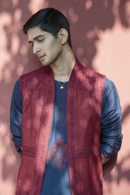 Gargee Designers Red Cotton , Slub Floral Embroidered Bundi And Kurta Set at Aza Fashions Gargee Designers_Red Cotton , Slub Floral Embroidered Bundi And Kurta Set _at_Aza_Fashions