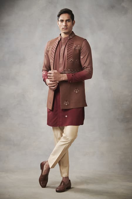 Gargee Designers Brown Silk, Matka Geometric Embroidered Bundi And Kurta Set 