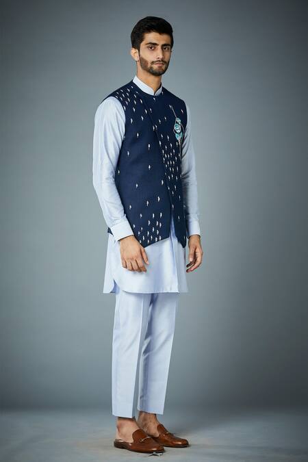 Gargee Designers Embroidered Bundi & Kurta Set 