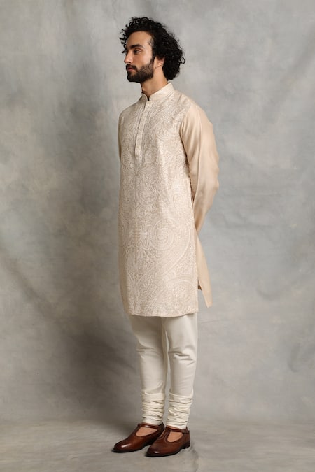 Buy_Gargee Designers_White Chanderi Floral Embroidered Kurta Set _Online_at_Aza_Fashions