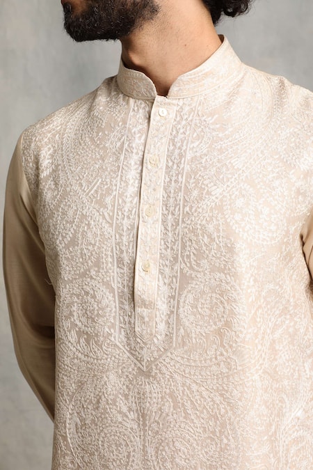 Shop_Gargee Designers_White Chanderi Floral Embroidered Kurta Set _Online_at_Aza_Fashions