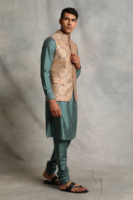 Gargee Designers_Gold Cotton , Poly Floral Embroidered Bundi And Kurta Set_Online_at_Aza_Fashions