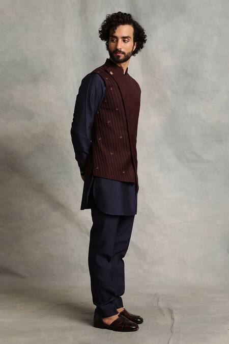 Gargee Designers_Wine Cotton Silk, Poly Viscose Floral Pleated Bundi And Kurta Set _Online_at_Aza_Fashions