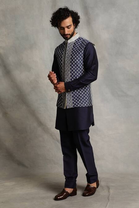 Gargee Designers_Blue Cotton Silk Geometric Applique Bundi And Kurta Set _Online_at_Aza_Fashions