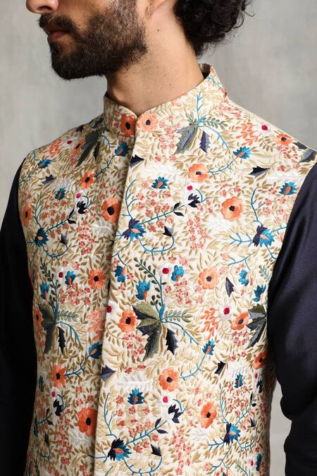 Buy_Gargee Designers_White Cotton Silk Floral Embroidered Bundi And Kurta Set _Online_at_Aza_Fashions