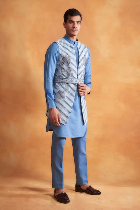 Gargee Designers Blue Cotton Silk Floral Embroidered Bundi And Kurta Set 