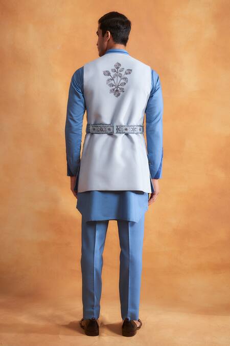 Shop Gargee Designers Blue Cotton Silk Floral Embroidered Bundi And Kurta Set at Aza Fashions Shop_Gargee Designers_Blue Cotton Silk Floral Embroidered Bundi And Kurta Set _at_Aza_Fashions