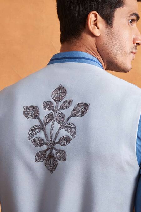 Gargee Designers Blue Cotton Silk Floral Embroidered Bundi And Kurta Set at Aza Fashions Gargee Designers_Blue Cotton Silk Floral Embroidered Bundi And Kurta Set _at_Aza_Fashions