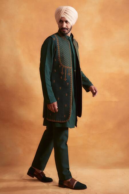 Gargee Designers Green Raw , Cotton Floral Embroidered Bundi And Kurta Set Online at Aza Fashions Gargee Designers_Green Raw , Cotton Floral Embroidered Bundi And Kurta Set _Online_at_Aza_Fashions