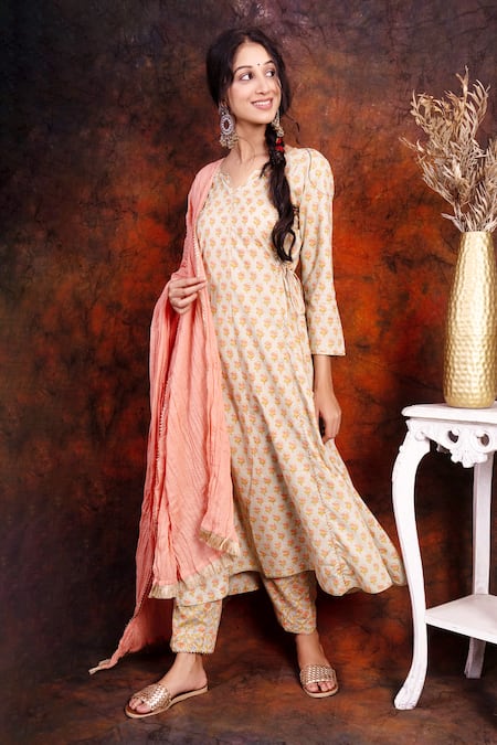 Buy_Tashee_Green Cotton Round Block Print Kalidar Kurta Set _Online_at_Aza_Fashions