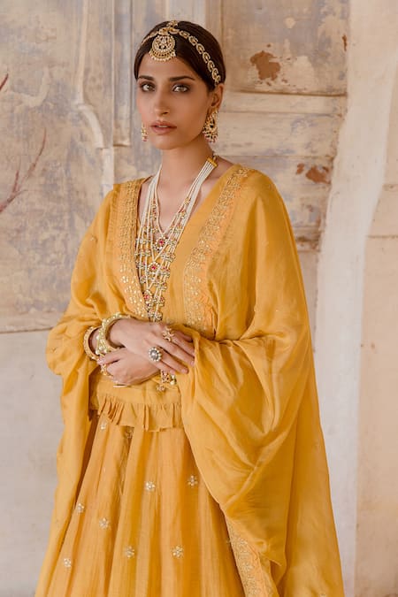 Buy_Gulabo Jaipur_Beige Soft Cotton Dori V Neck Heer Embroidered Kurta Lehenga Set _Online_at_Aza_Fashions