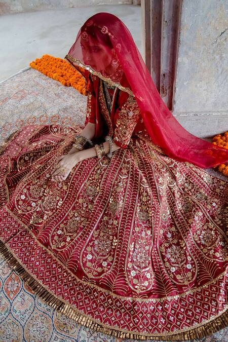 Buy_Gulabo Jaipur_Red Tussar Satin Tulsi Lehenga Set With Unstitched Blouse Fabric _Online_at_Aza_Fashions