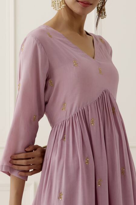 Ikshita Choudhary Purple Modal Cotton Embroidered Thread Work V Neck Floral Anarkali Set at Aza Fashions Ikshita Choudhary_Purple Modal Cotton Embroidered Thread Work V Neck Floral Anarkali Set_at_Aza_Fashions