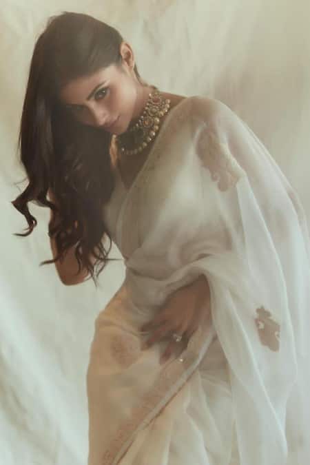 Buy_Gopi Vaid_Ivory Organza Thread V Neck Applique Work Saree With Blouse_Online_at_Aza_Fashions