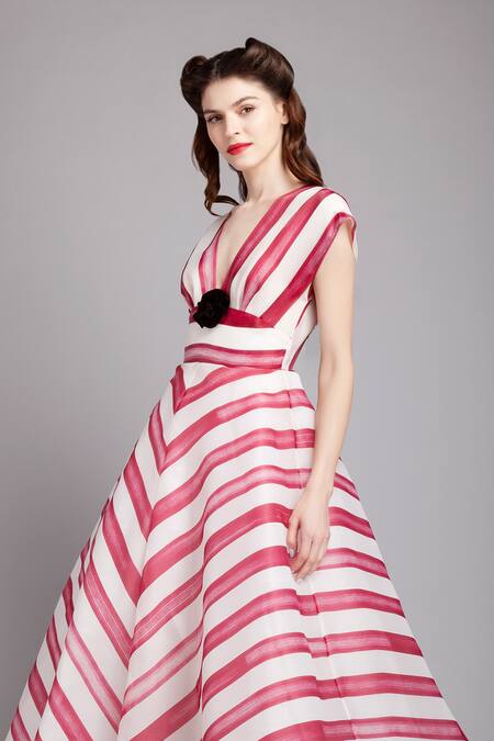 Buy Gauri & Nainika White Organza V Neck Printed Flared Dress Online at Aza Fashions Buy_Gauri & Nainika_White Organza V Neck Printed Flared Dress _Online_at_Aza_Fashions