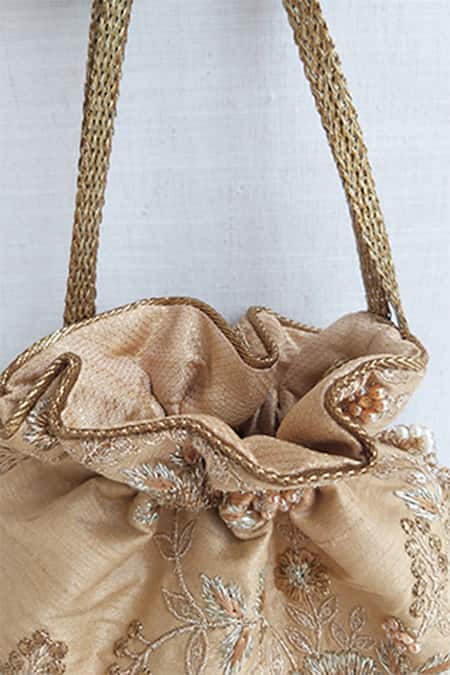 Cyflymder Vintage Flower Lace Handbags Women's Crossbody Bags Fashion Gold  Chain Ladies Messenger Bag Evening Clutch Female Purses | Cross body  handbags, Womens crossbody bag, Handbag