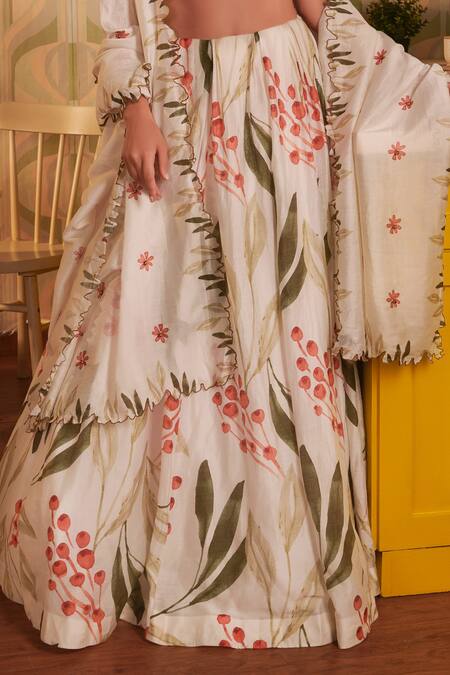 Buy House Of Hiya White Blouse And Lehenga Chanderi & Shantoon Lining Dupatta Printed Set Online at Aza Fashions Buy_House Of Hiya_White Blouse And Lehenga Chanderi & Shantoon Lining Dupatta Printed Set _Online_at_Aza_Fashions