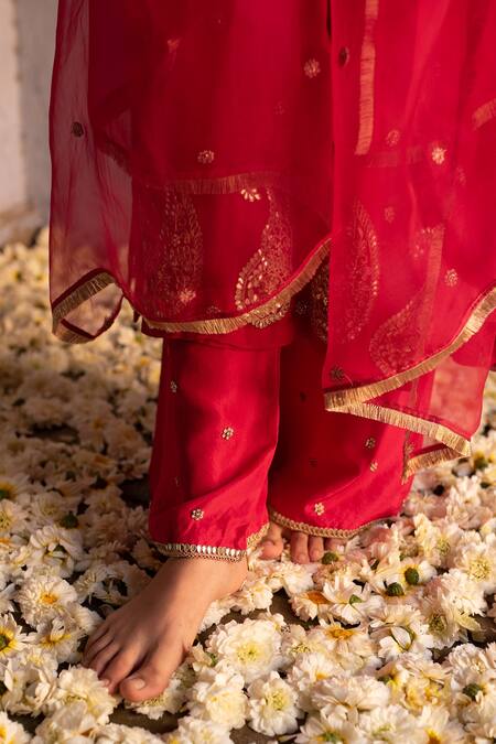 Shop_Apeksha Jain Label_Red Georgette Embroidered Gota Work Round Floral Kurta Set _Online_at_Aza_Fashions