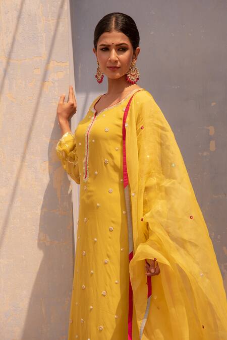 Buy_Apeksha Jain Label_Yellow Silk, Organza, Georgette Gota Work, Sequins Floral Embroidered Kurta Set_Online_at_Aza_Fashions