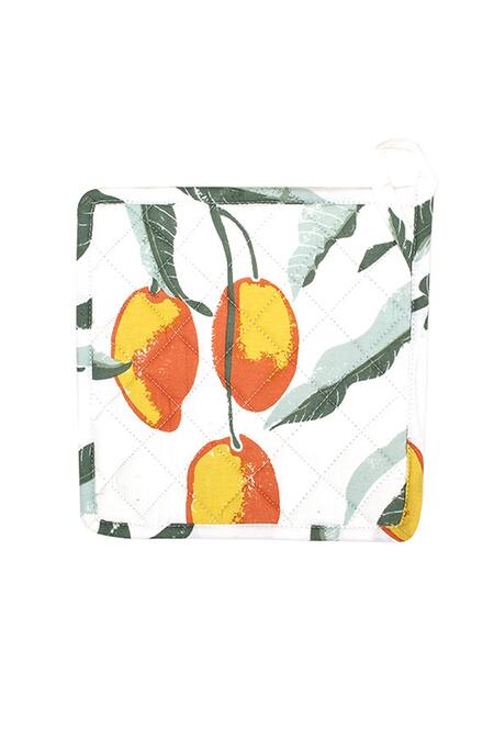 Shop_House This_Brown 100 % Cotton Printed Ambo Kitchen Set Gift Box_Online_at_Aza_Fashions