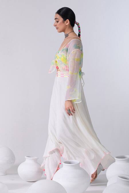 Kacha Tanka Ivory Cotton Pom-poms Sweetheart Neck Tie And Dye Knotted Shrug & Skirt Set Online at Aza Fashions Kacha Tanka_Ivory Cotton Pom-poms Sweetheart Neck Tie And Dye Knotted Shrug & Skirt Set _Online_at_Aza_Fashions
