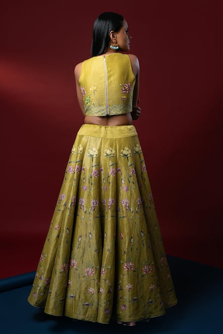 Nautanky Aita Crop Top & Lehenga Set 